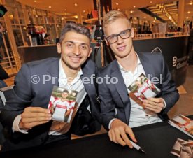 VfB Stuttgart Autogrammstunde Breuninger