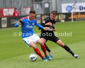 Fu&szlig;ball  2.Bundesliga Holstein Kiel vs. VfB Stuttgart