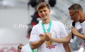 25.05.25 VfB Stuttgart Feier und Autokorso DFB-Pokal Sieg Stuttgart Schlossplatz