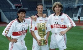 15.07.97 VfB Stuttgart Fototermin DFB-Pokal Sieger 1997
