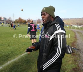 Fussball Amateure Hans Sarpei - Das T steht f&uuml;r Coach