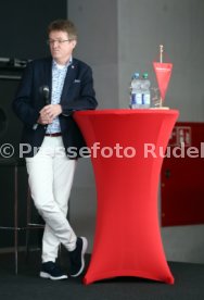 24.06.21 VfB Stuttgart Roter Tisch