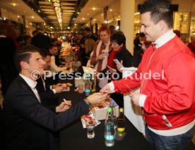 VfB Stuttgart Autogrammstunde Breuninger