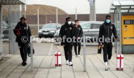 23.01.22 VfB Stuttgart Abflug Trainingslager Marbella