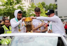 25.05.25 VfB Stuttgart Feier und Autokorso DFB-Pokal Sieg Stuttgart Schlossplatz