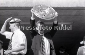 17.05.1992 VfB Stuttgart Meisterschaft Empfang im Stadion
