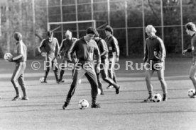 13.10.83 VfB Stuttgart Training