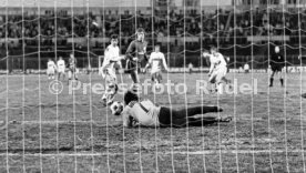 07.12.74 VfB Stuttgart - MSV Duisburg