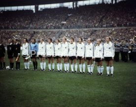 17.11.76 Deutschland - Tschechoslowakei