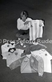 27.02.89 VfB Stuttgart J&uuml;rgen Klinsmann