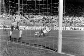 23.04.88 VfB Stuttgart - Bayer 05 Uerdingen