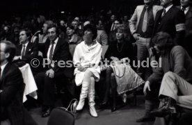 02.12.83 Boxen Rene Weller