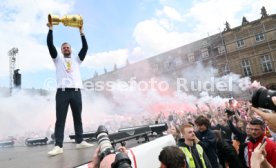 25.05.25 VfB Stuttgart Feier und Autokorso DFB-Pokal Sieg Stuttgart Schlossplatz