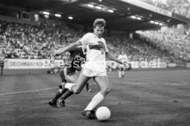 18.08.83 1. FC Kaiserslautern - VfB Stuttgart