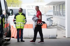 VfB Stuttgart Abflug Kurztrainingslager Mallorca am Flughafen Stuttgart