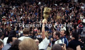 02.05.81 DFB-Pokal Finale Eintracht Frankfurt - 1. FC Kaiserslautern