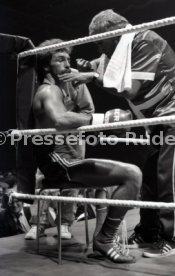 02.12.83 Boxen Rene Weller