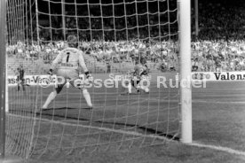 23.04.88 VfB Stuttgart - Bayer 05 Uerdingen