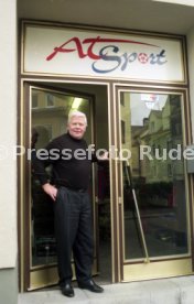 02.11.95 Helmut Haller