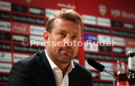 VfB Stuttgart PK Vorstellung Trainer Weinzierl