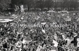 17.05.1992 VfB Stuttgart Meisterschaft Empfang im Stadion
