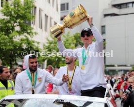 25.05.25 VfB Stuttgart Feier und Autokorso DFB-Pokal Sieg Stuttgart Schlossplatz