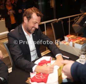 VFB Stuttgart Autogrammstunde