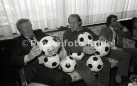16.10.85 Vorstellung WM M&uuml;nzen 1986 und Prominentenspiel