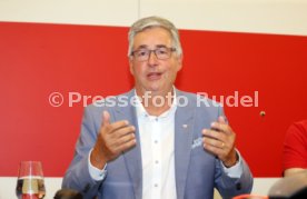 02.08.24 VfB Stuttgart Vorstellung Pr&auml;sidium