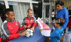 VfB Stuttgart Besuch Kindernachsorge Klinik Tannheim