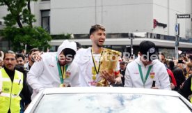 25.05.25 VfB Stuttgart Feier und Autokorso DFB-Pokal Sieg Stuttgart Schlossplatz