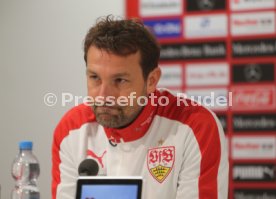 VfB Stuttgart Pressekonferenz Markus Weinzierl