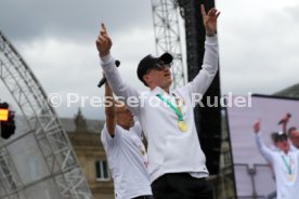 25.05.25 VfB Stuttgart Feier und Autokorso DFB-Pokal Sieg Stuttgart Schlossplatz