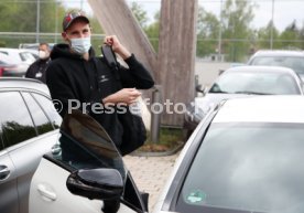 12.05.21 VfB Stuttgart Ankunft Spieler Quarant&auml;ne Trainingslager Wald-Hotel Stuttgart