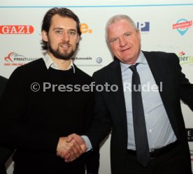 Stuttgarter Kickers Pressekonferenz Vorstellung Neuer Trainer
