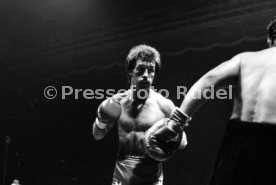 02.12.83 Boxen Rene Weller