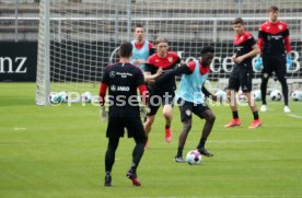 28.04.2021 VfB Stuttgart Training
