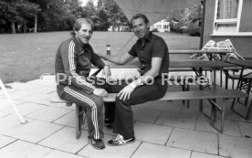 24.07.81 Fussball Bundesliga Ettmayer Senekowitsch