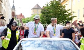 25.05.25 VfB Stuttgart Feier und Autokorso DFB-Pokal Sieg Stuttgart Schlossplatz