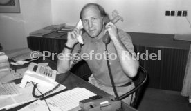 20.04.91 VfB Stuttgart Dieter Hoene&szlig;