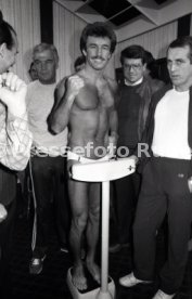 02.12.83 Boxen Rene Weller