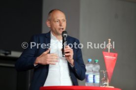 24.06.21 VfB Stuttgart Roter Tisch