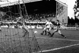 19.03.83 Stuttgarter Kickers - TuS Schlo&szlig; Neuhaus