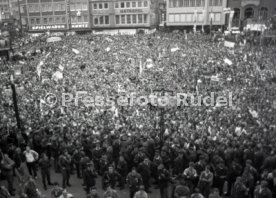 26.05.1984 VfB Stuttgart Meisterschaft 1984 Empfang Rathaus