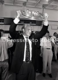 16.05.1992 VfB Stuttgart Meisterschaft Empfang Flughafen
