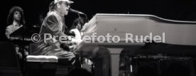 15.05.84 Elton John