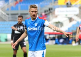 Fu&szlig;ball  2.Bundesliga Holstein Kiel vs. VfB Stuttgart