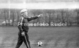 04.03.75 VfB Stuttgart Training