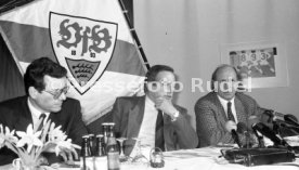16.01.90 VfB Stuttgart PK Vorstellung Manager Hoene&szlig;