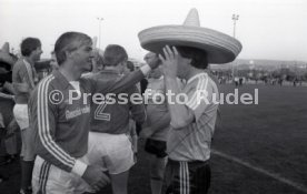 16.10.85 Vorstellung WM M&uuml;nzen 1986 und Prominentenspiel